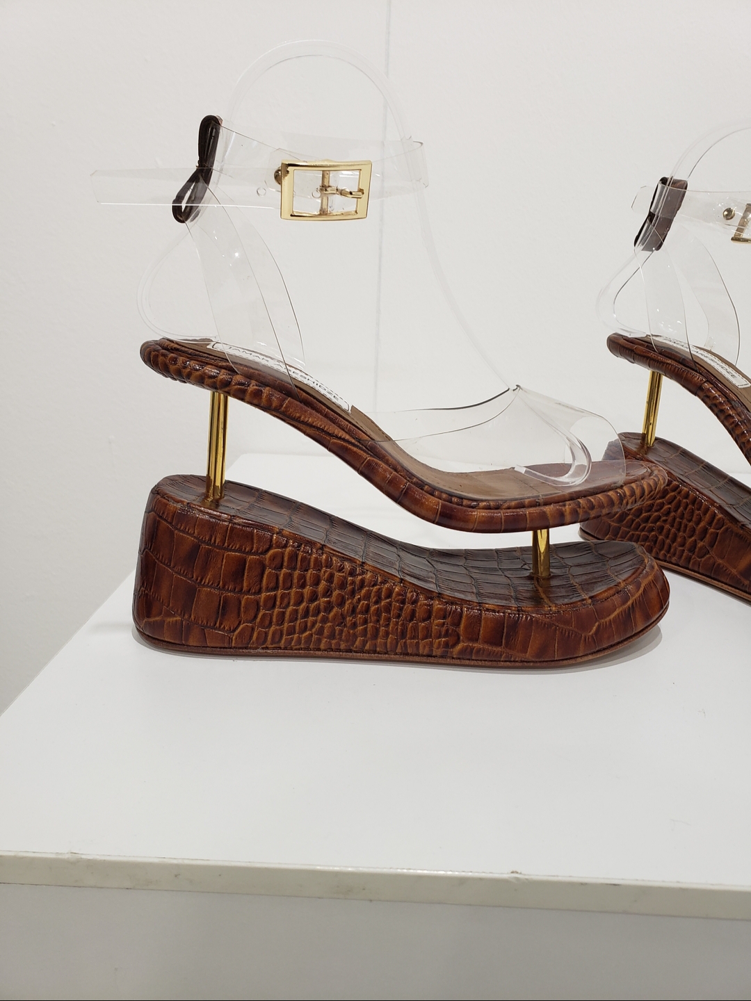 Black crocodile levitating boots